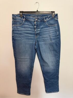 American Eagle Outfitters Women’s Straight Leg Jeans - Medium Blue Wash